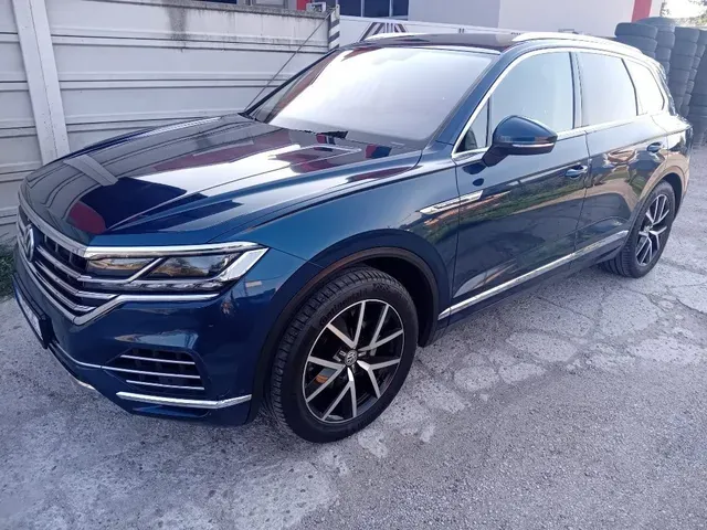 Volkswagen Touareg 2019 photo 2