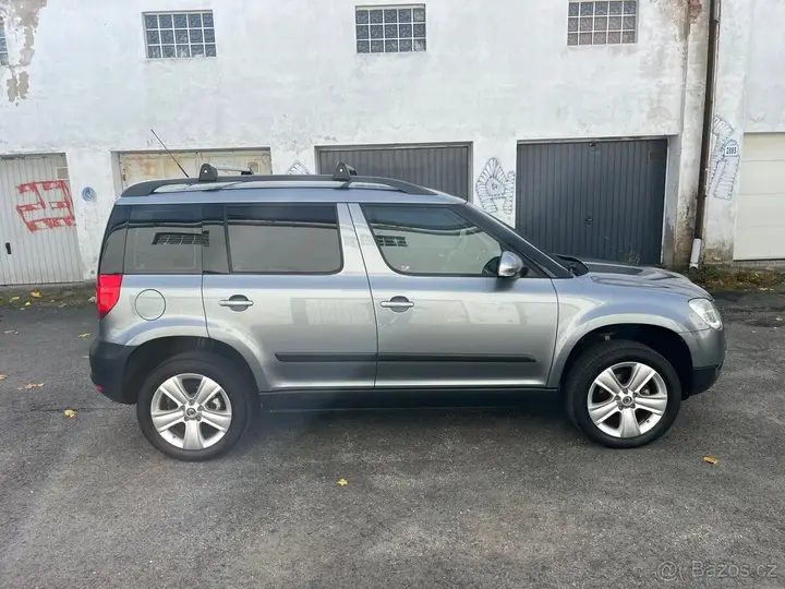 Skoda Yeti 2011 photo 3