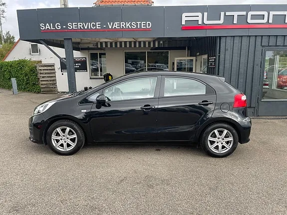 Kia Rio 2016 photo 2