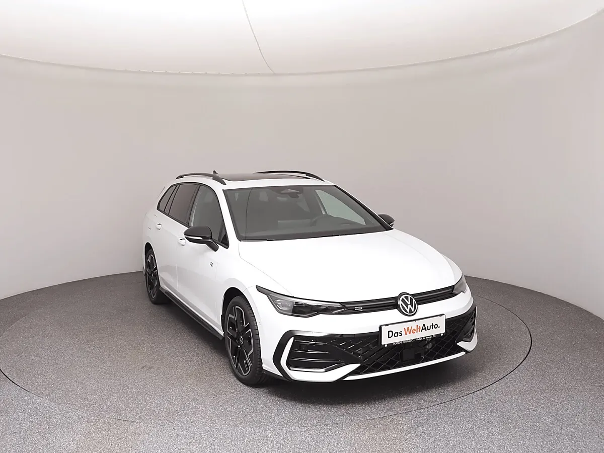 Volkswagen Golf 2026 photo 2