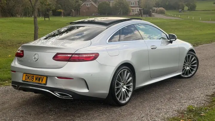 Mercedes-Benz E-Class 2018 photo 5