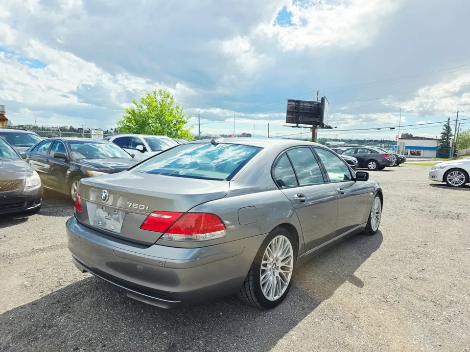 BMW 7 Series 2007 photo 4