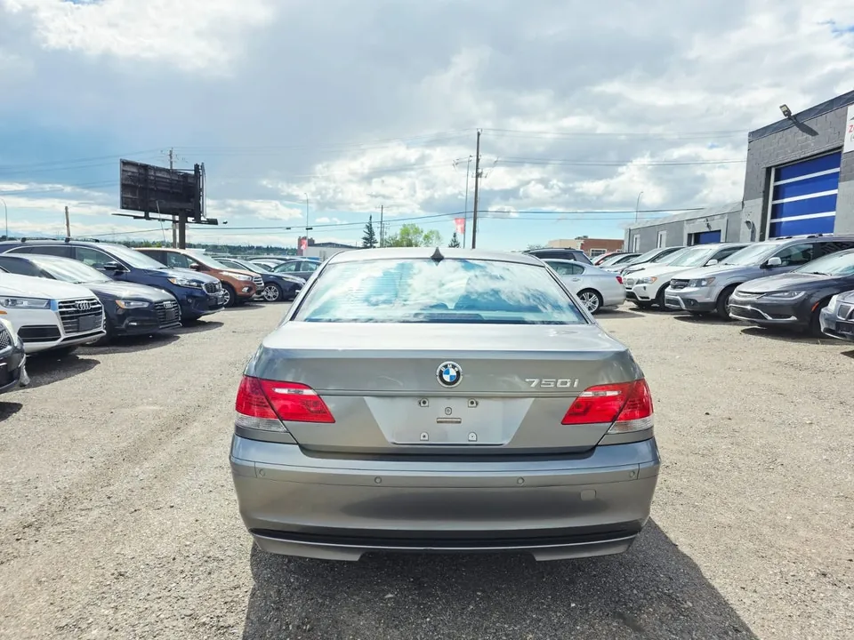 BMW 7 Series 2007 photo 5