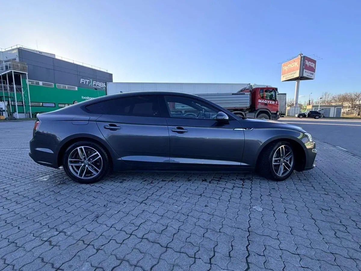 Audi A5 2019 photo 3
