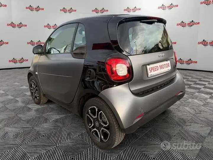 Smart Fortwo 2018 photo 4
