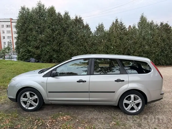 Ford Focus 2006 photo 3