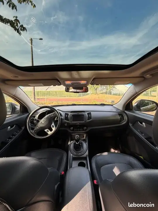 Kia Sportage 2012 photo 2