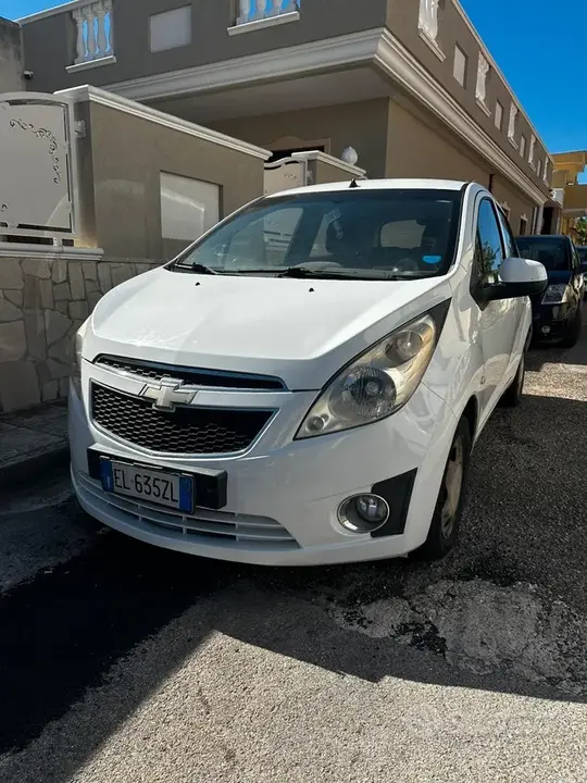 Chevrolet Spark 2012 photo 2