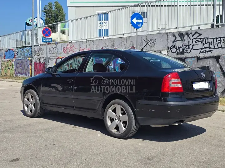 Skoda Octavia 2004 photo 4