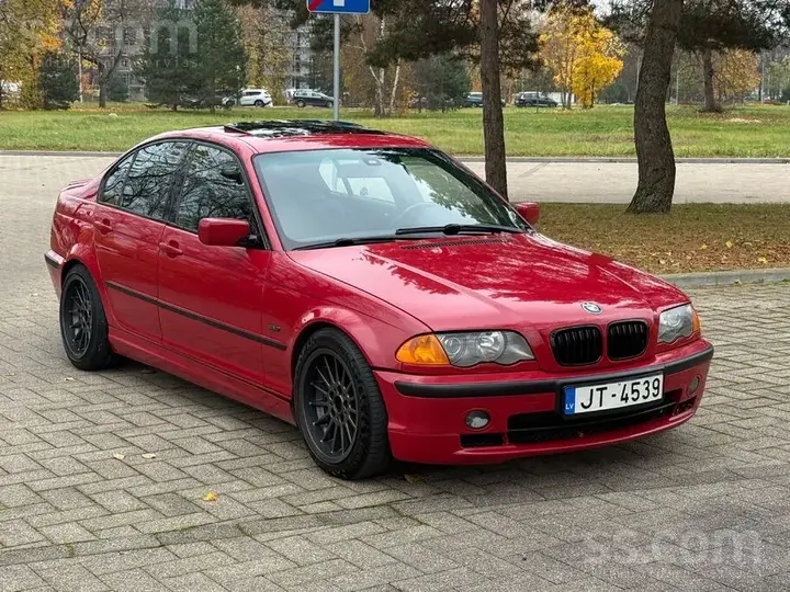 BMW 330I