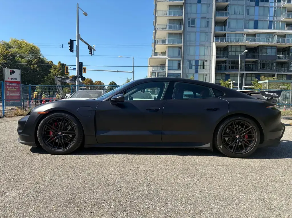 Porsche Taycan 2020 photo 5