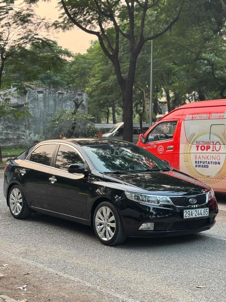 Kia Cerato 2011 photo 5