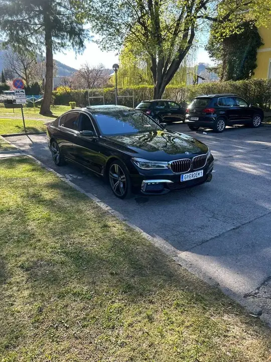 BMW 7 Series 2016 photo 3
