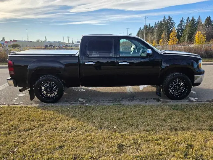 GMC C/K 1500 2011 photo 3
