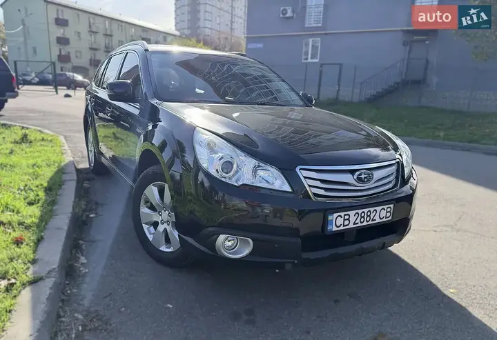 Subaru Outback 2011 photo 3