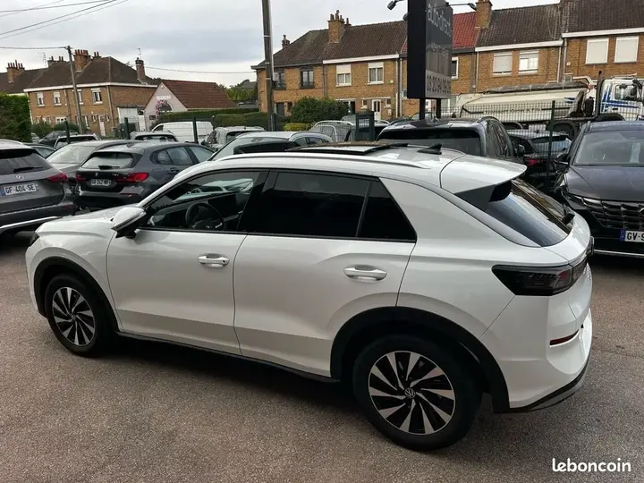 Volkswagen T-Roc 2026 photo 5