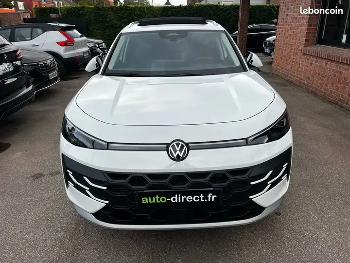 Volkswagen T-Roc 2026 photo 2