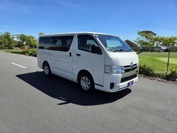 Toyota Hiace 2021 photo 2