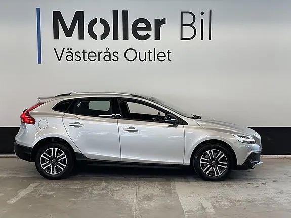 Volvo V40 2018 photo 4