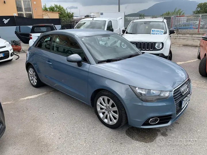 Audi A1 2011 photo 3
