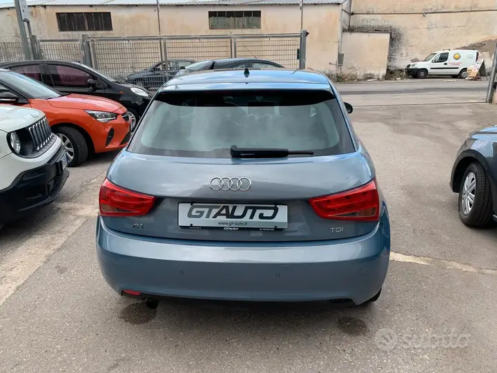Audi A1 2011 photo 5