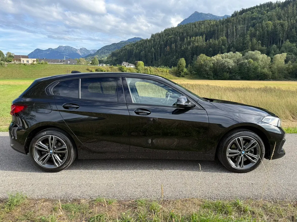 BMW 1 Series 2020 photo 3