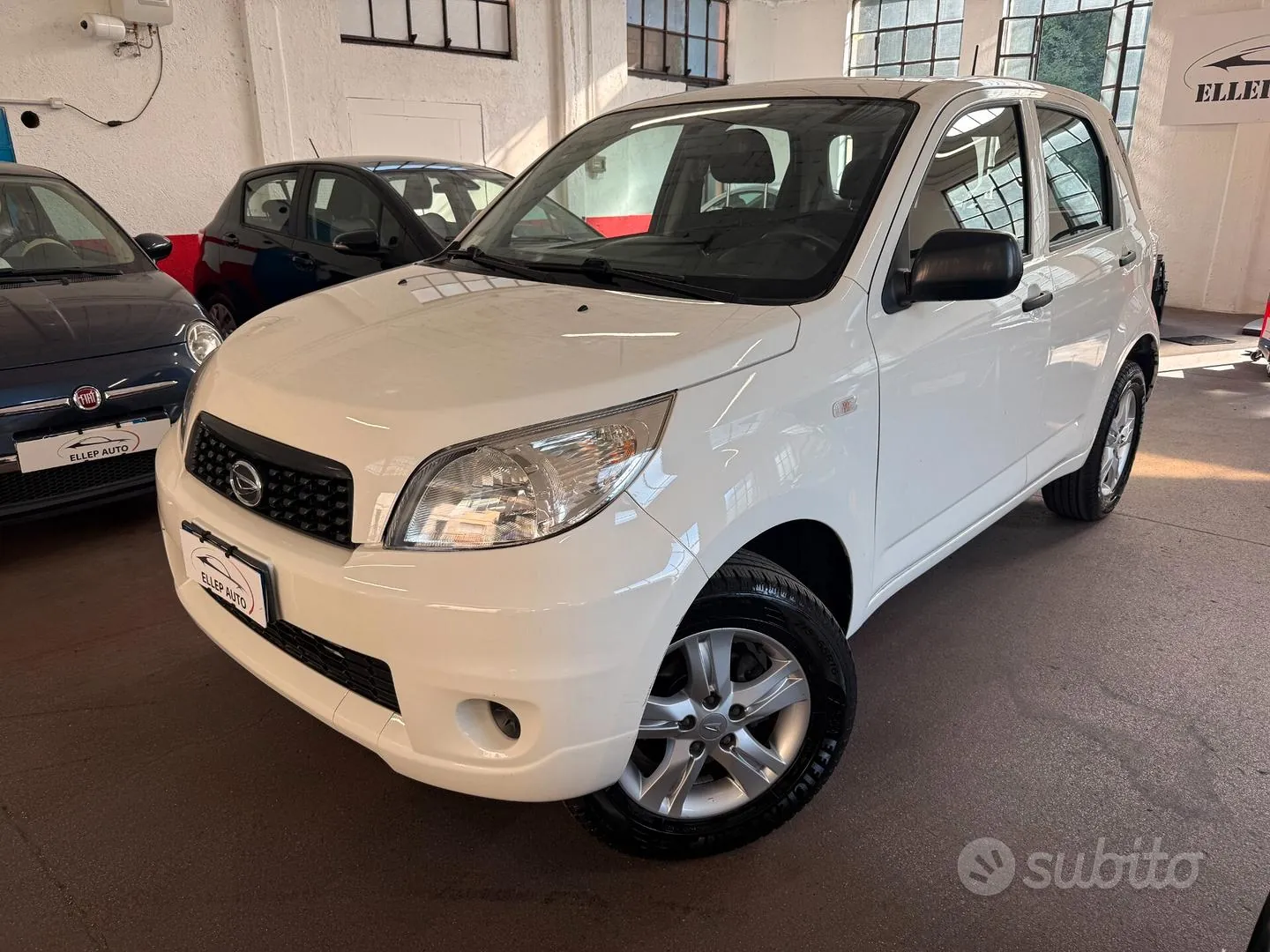 Daihatsu Terios 2010 photo 2