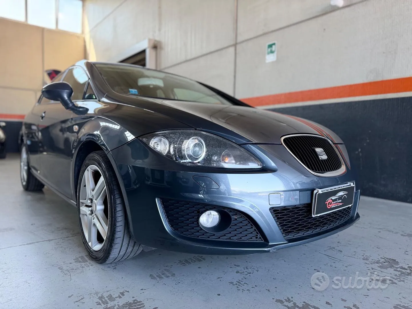 Seat Leon 2011 photo 4