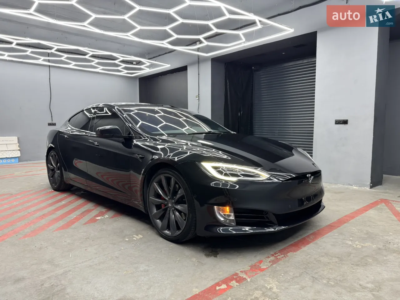Tesla Model S 2017 photo 5