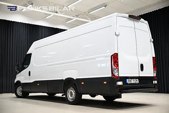 Iveco Daily 2023 photo 3