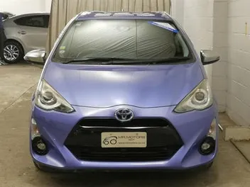 Toyota Aqua 2015 photo 5