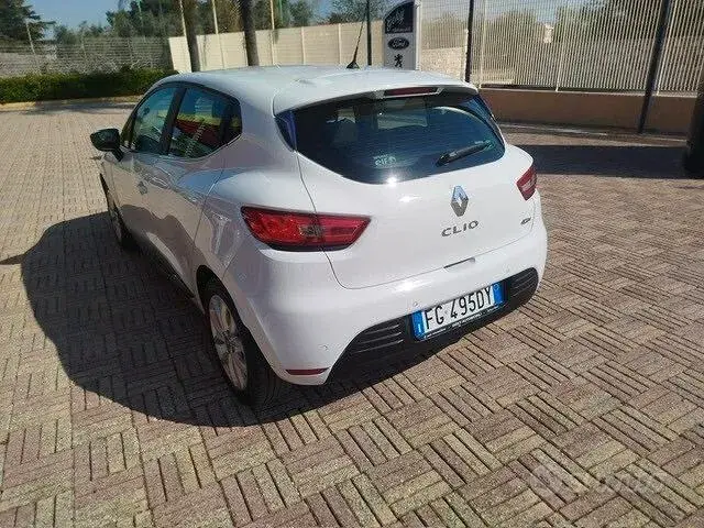 Renault Clio 2017 photo 4