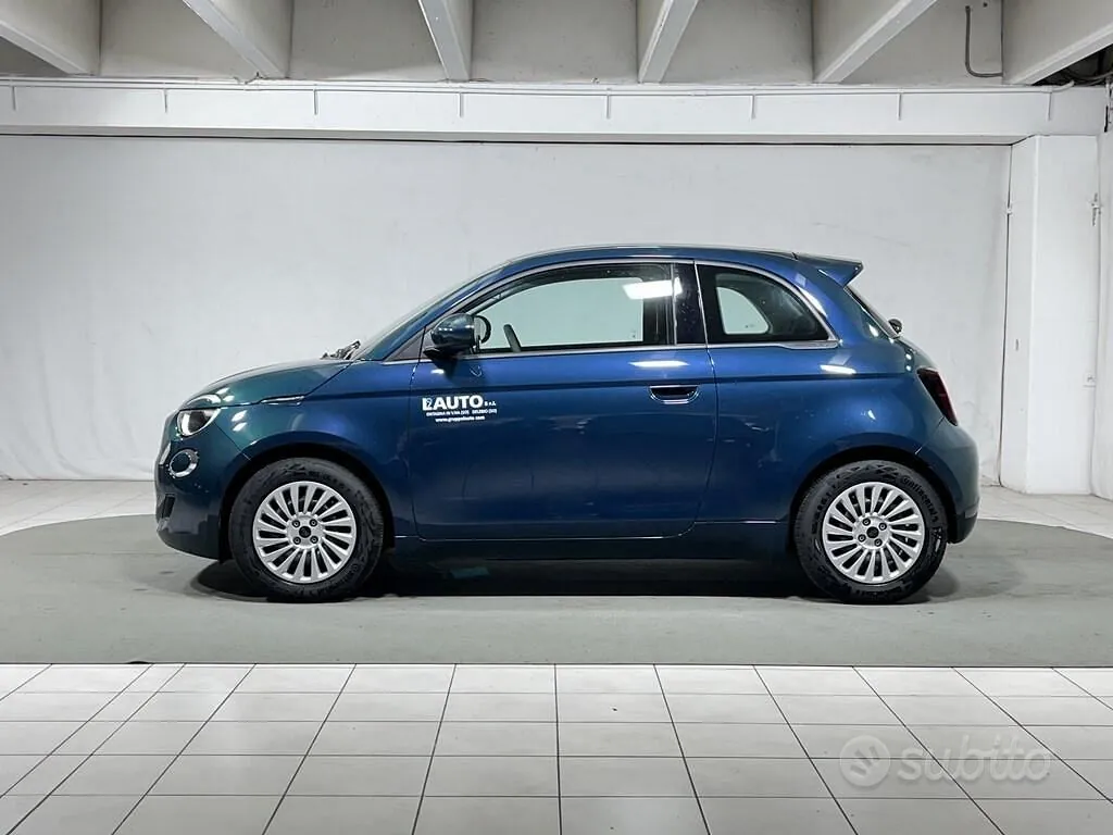 Fiat 500 2024 photo 2