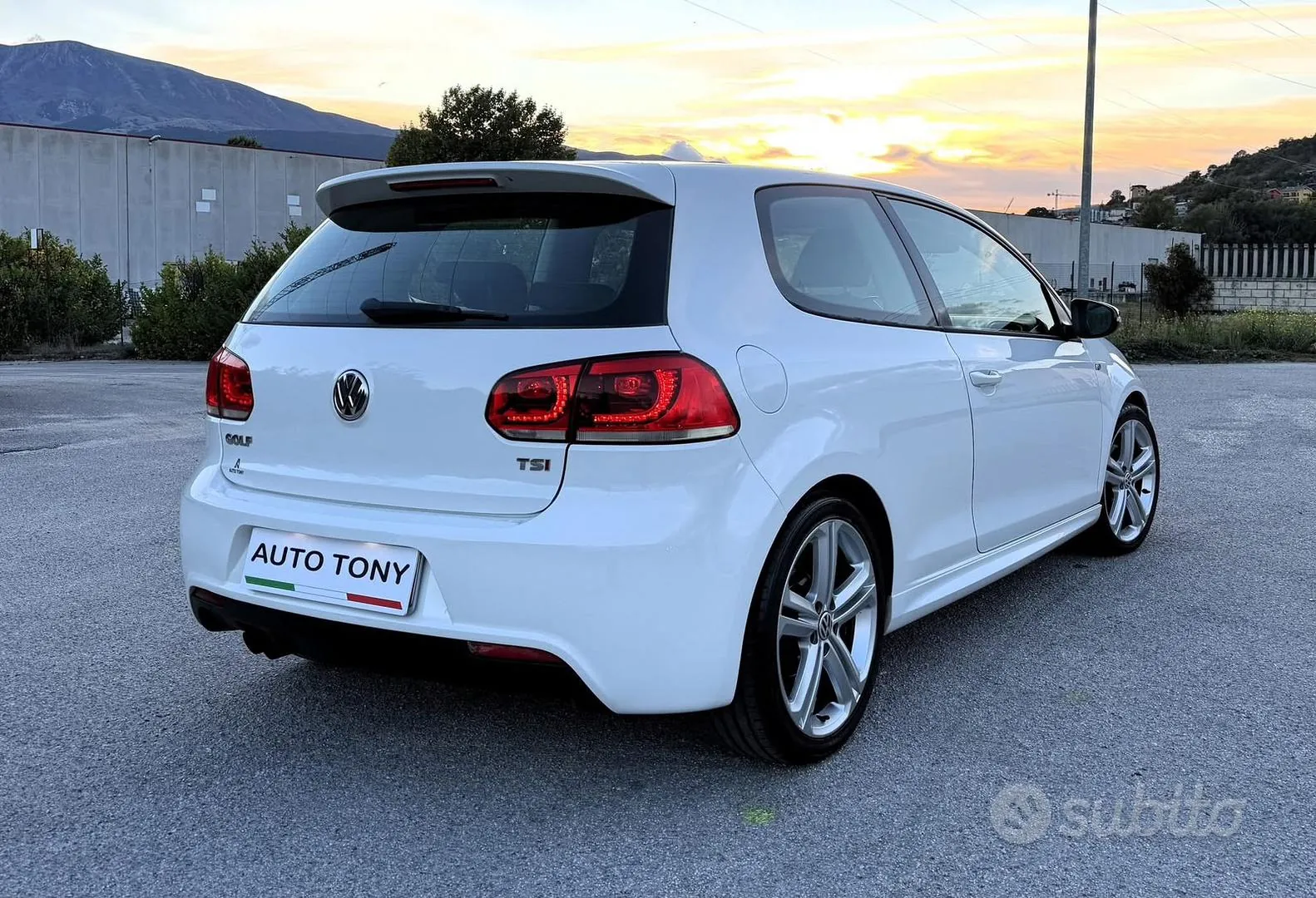 Volkswagen Golf 2011 photo 4