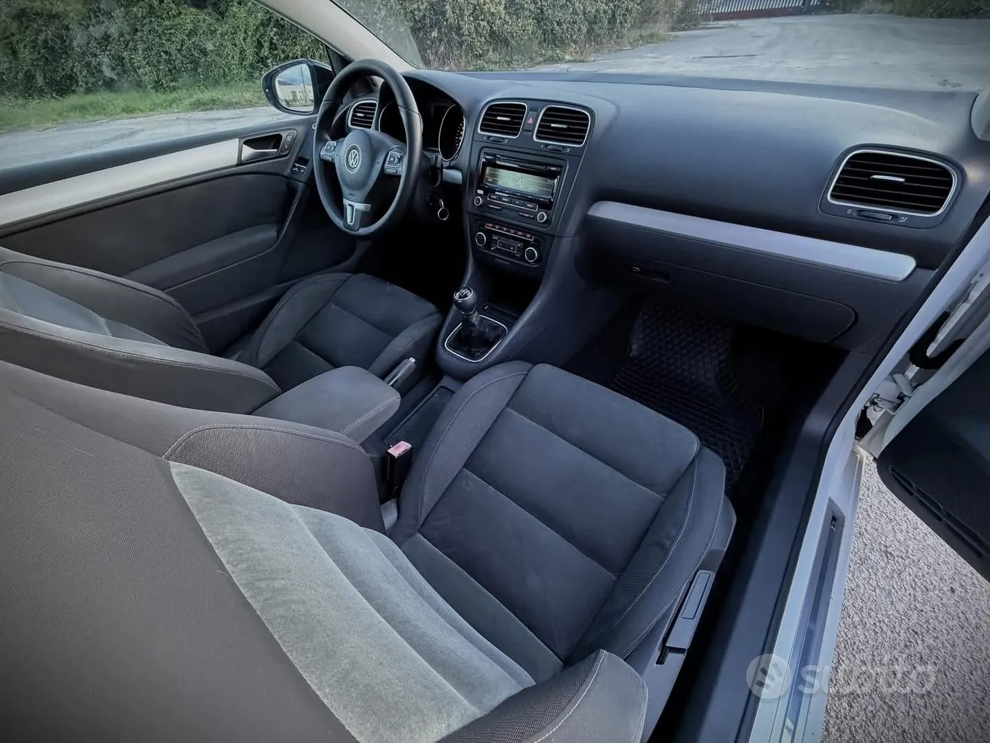 Volkswagen Golf 2011 photo 5