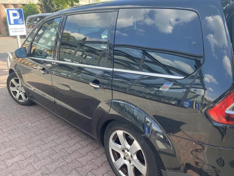 Ford Galaxy