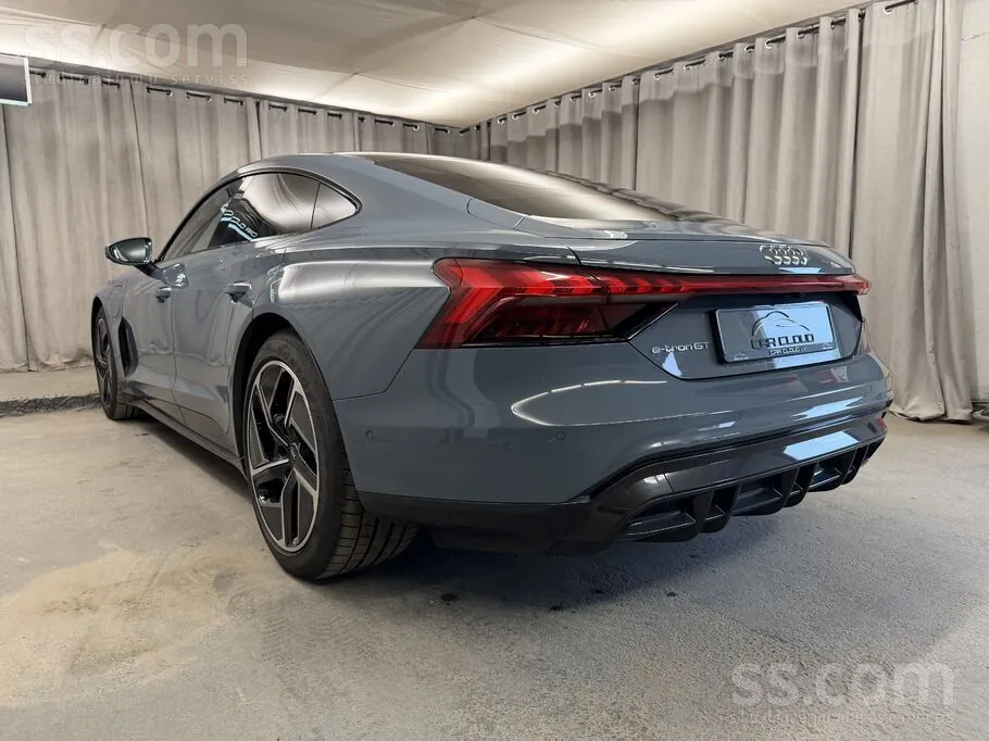 Audi E-Tron 2021 photo 4
