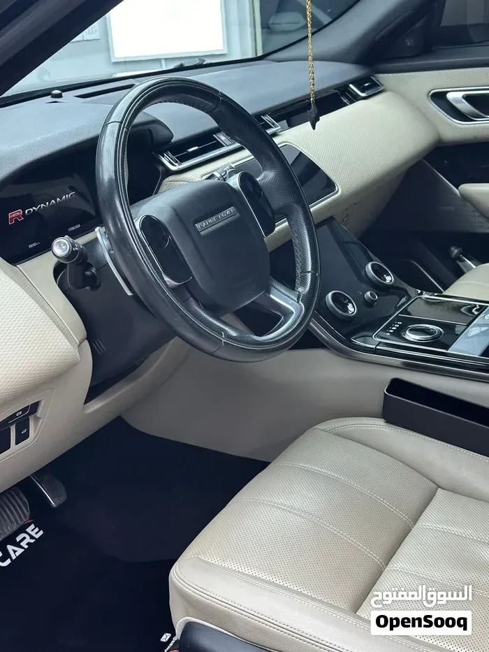 Land Rover Range Rover Velar 2018 photo 4
