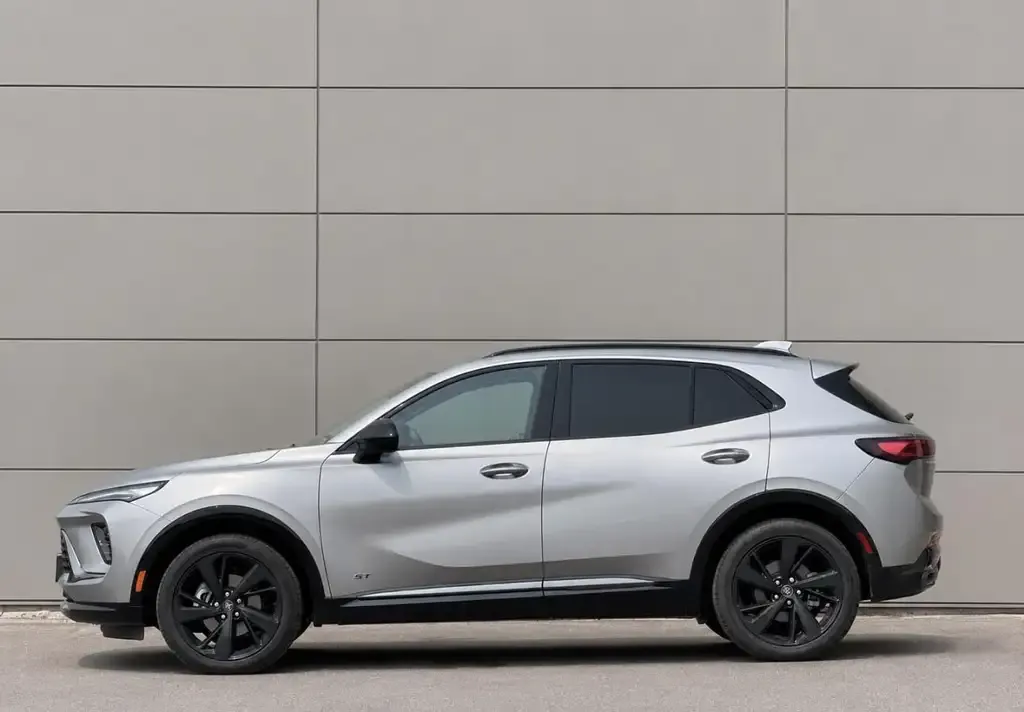 Buick Envision 2026 photo 2