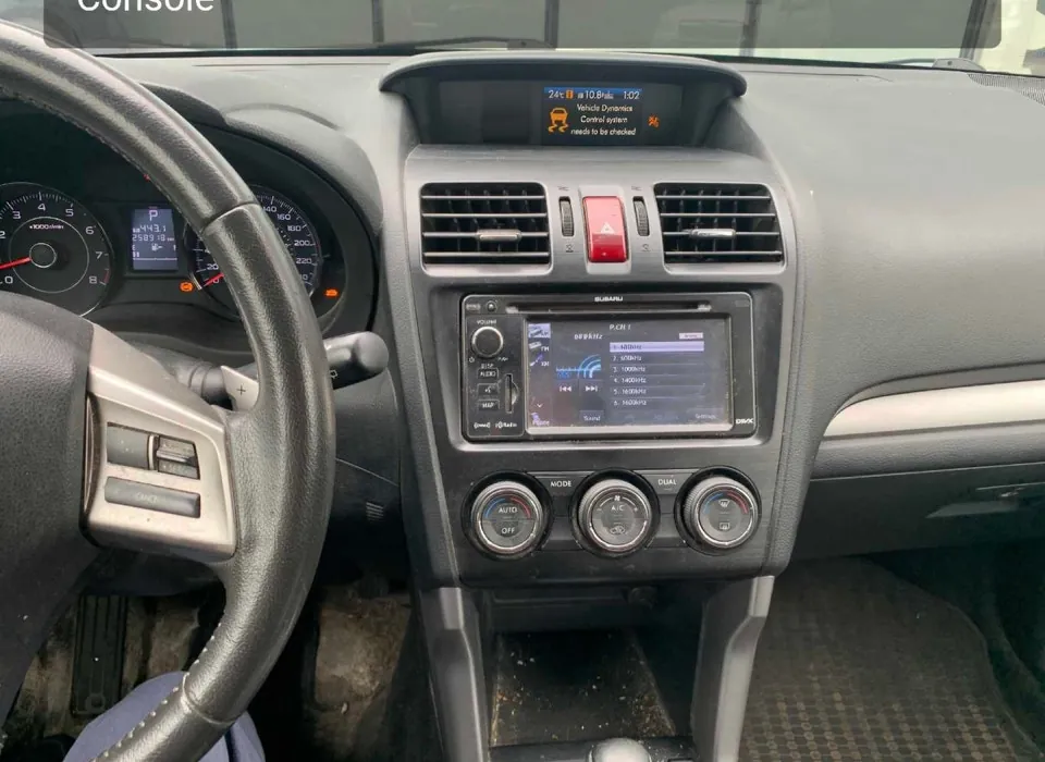 Subaru Forester 2015 photo 3