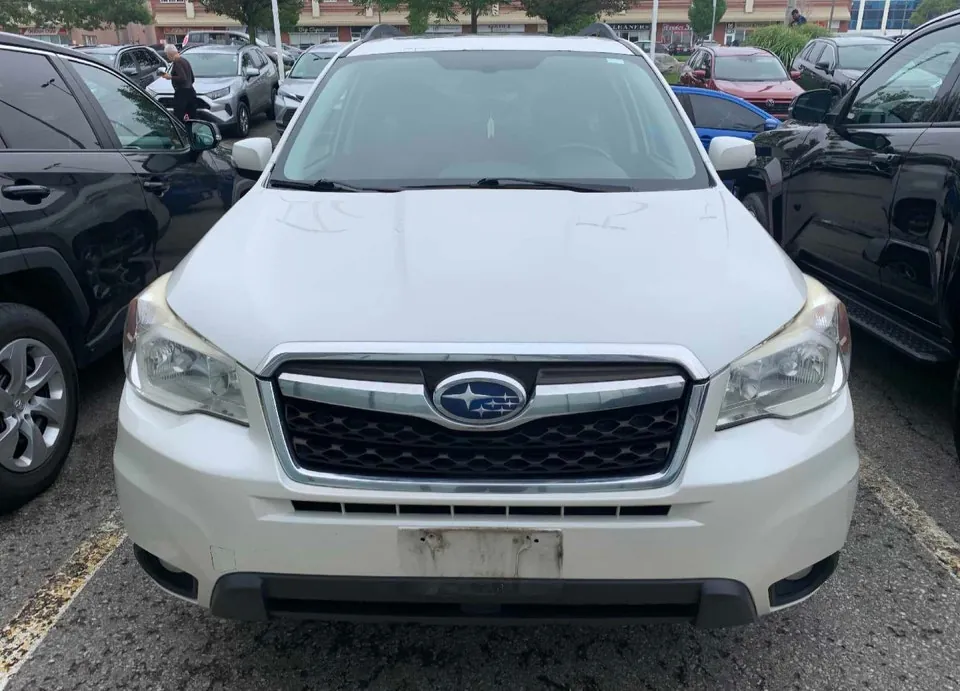 Subaru Forester 2015 photo 2