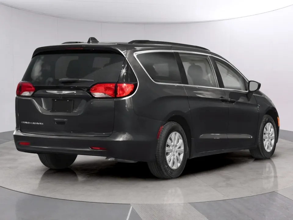 Chrysler Grand Caravan 2027 photo 2