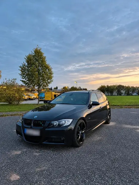 BMW E91 320I