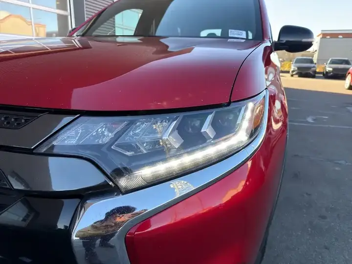 Mitsubishi Outlander 2020 photo 4