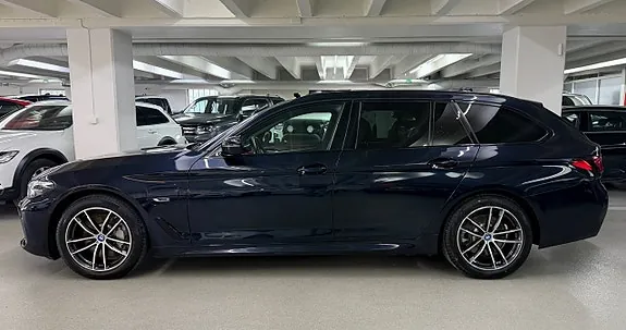BMW 530E 2024 photo 2