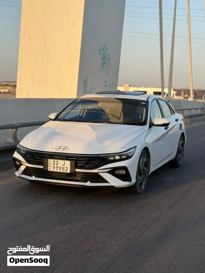 Hyundai Elantra 2024 photo 3