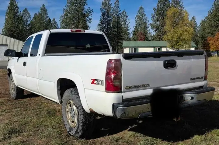 Chevrolet Silverado 2003 photo 3
