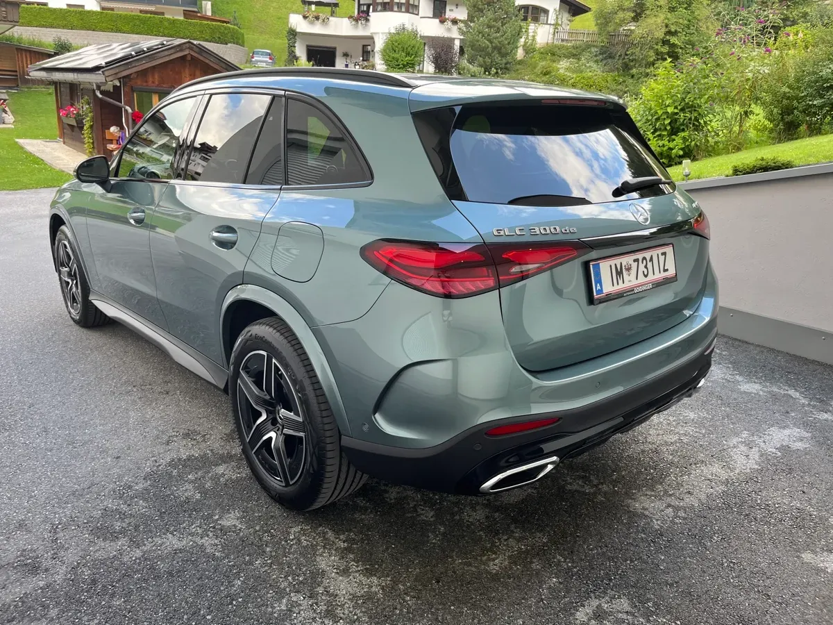 Mercedes-Benz Clc-Klasse 2025 photo 2