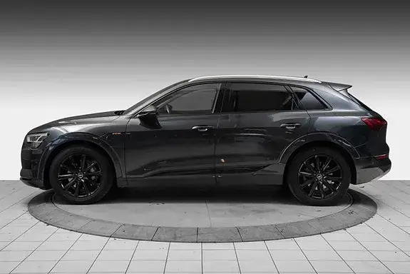 Audi E-Tron 2022 photo 3