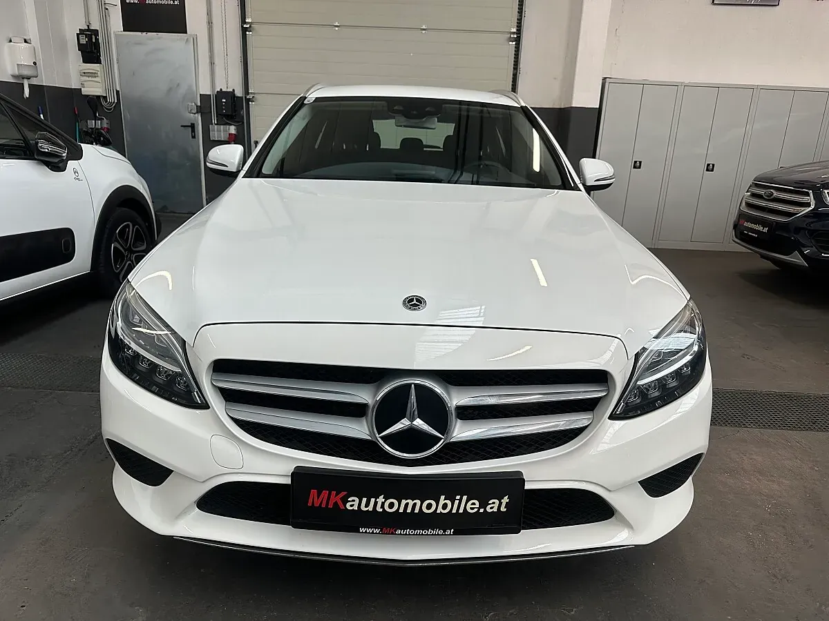 Mercedes-Benz C-Class 2020 photo 2